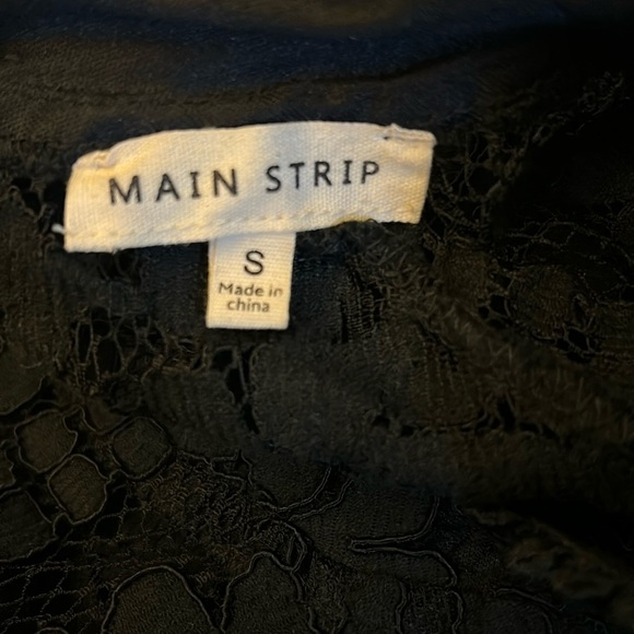 Main Strip Lace High Neck Dress l SIZE S - Picture 7 of 7